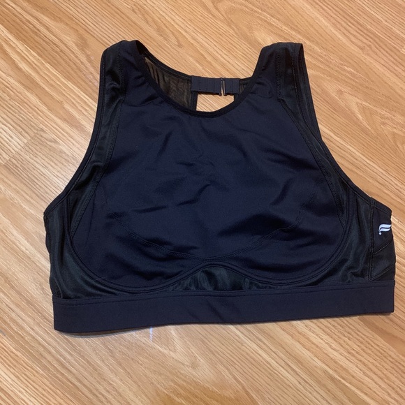 Fabletics sports bra